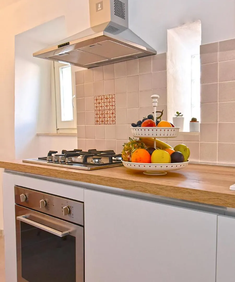 Guest house Adhoc Rooms Ragusa Italy