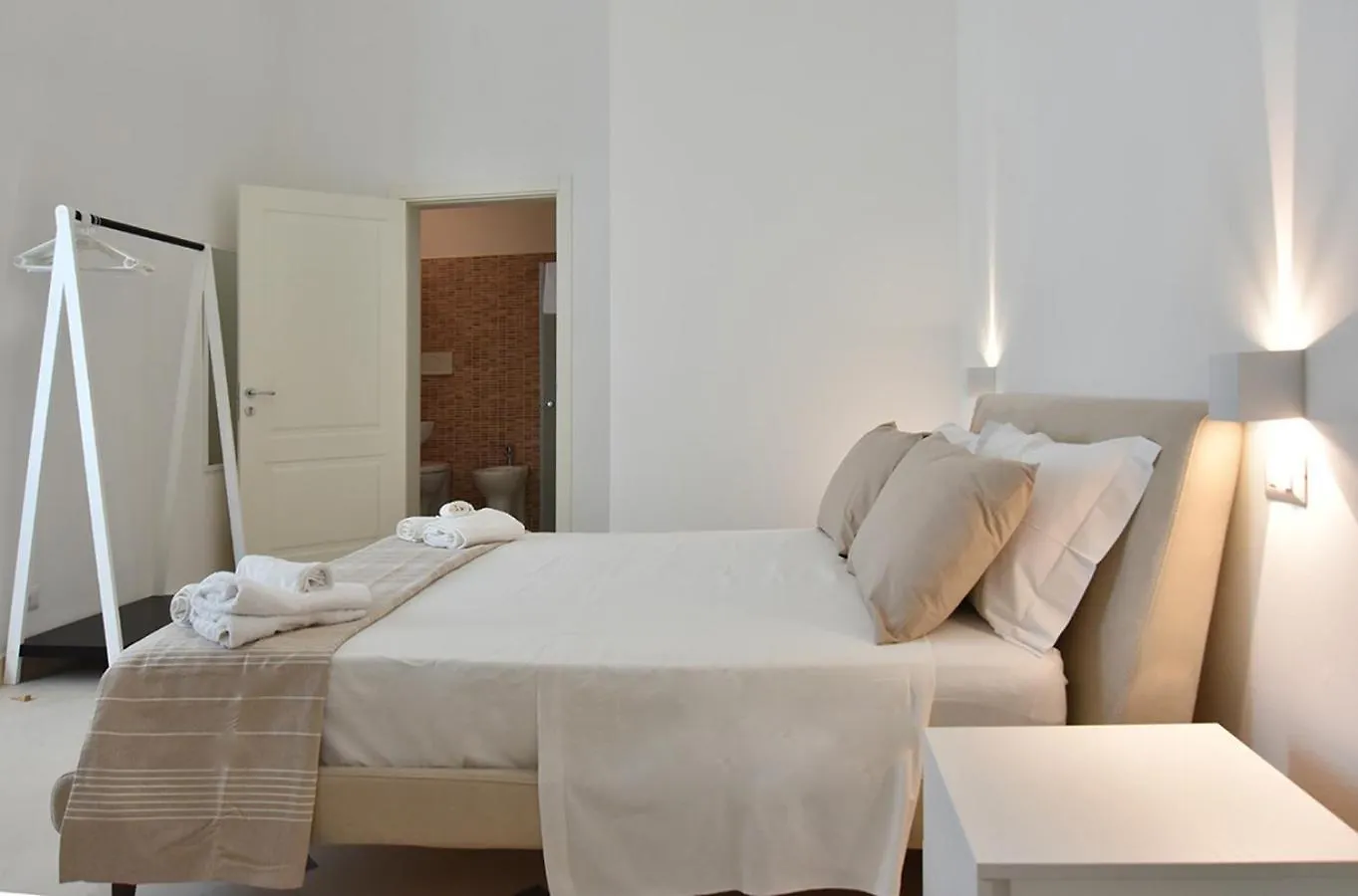 Adhoc Rooms Ragusa
