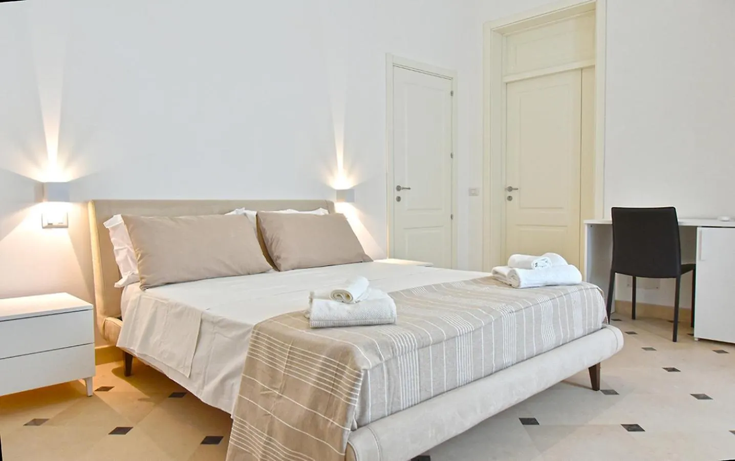 Adhoc Rooms Ragusa